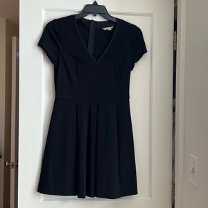 Size 8P banana republic black dress